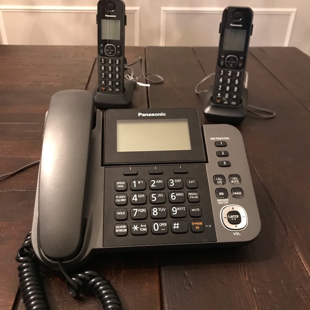 Digital Cord and Cordless Answering System